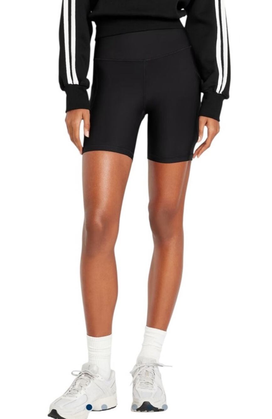 Old Navy Women's Small Black Active PowerSoft Pocket Biker Shorts
